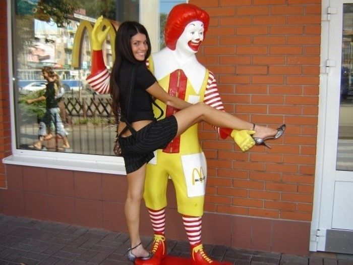 Clown Ronald Makes People Do Nasty Things Fun