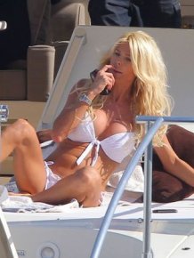 Victoria Silvstedt's big breasts