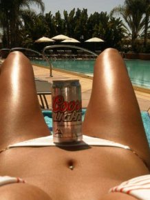 Hot Celebs Drinking Beer
