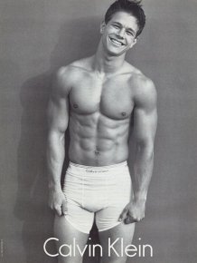 Shirtless Pictures Of Mark Wahlberg