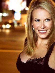 Chelsea Handler Photos