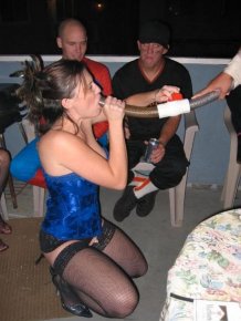 Beer Bong Girls