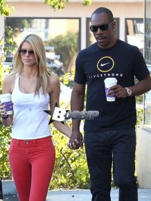Paige Butcher - Eddie Murphy's girlfriend