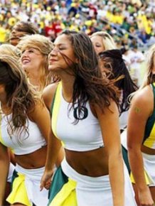 Oregon Cheerleaders