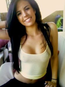 Babes without bras