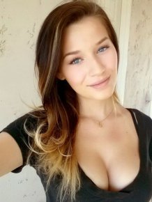 Random Cute Girls