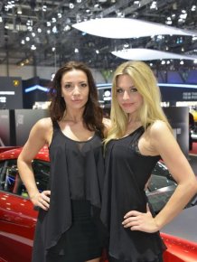 Girls at Geneva Motor Show 2013