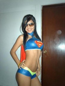 Pretty Supergirls