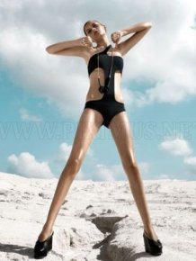Stunning Women in One Piece Bathing Suits