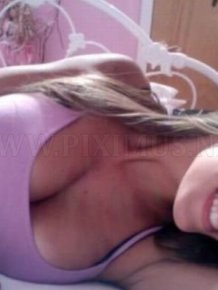 Sexy Girls Cleavage
