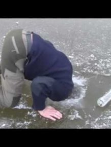 Norwegian man skates on thin ice, drinking Vodka