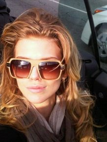AnnaLynne McCord Twitpics 