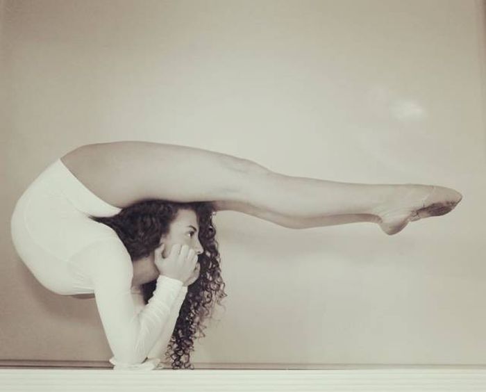 Sofie Dossi Is Unbelievably Flexible Others