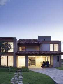 Casa CKN - beach house of the Giugliani Montero Arquitectos