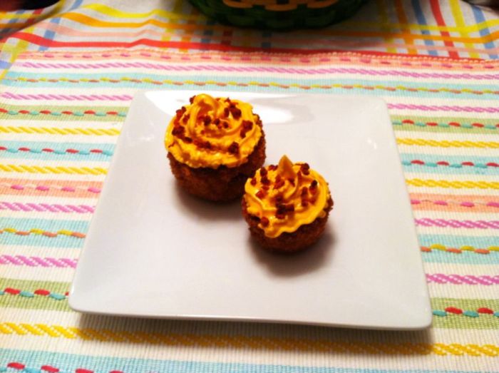 Macaroni and Cheese Cupcakes
