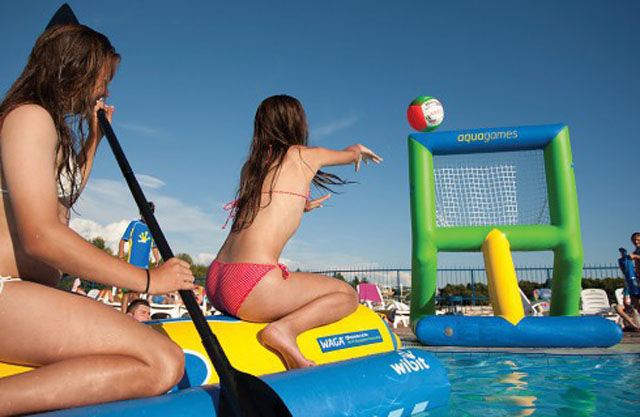 Awesome Inflatable Water Parks 
