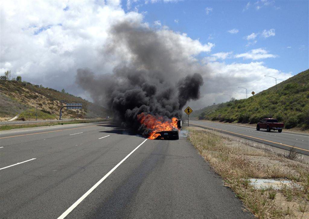Lamborghini Aventador burned to a crisp