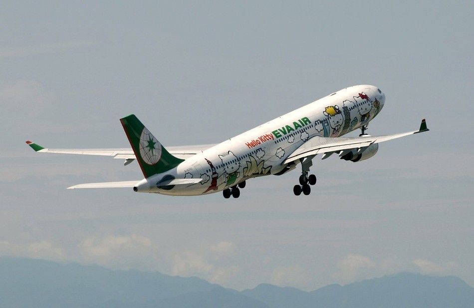 Hello Kitty Aircrafts Launched in Asia 