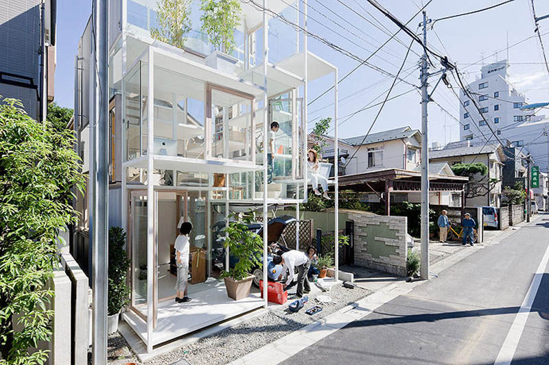 Tokyo Couple Lives in a Completely Transparent House 