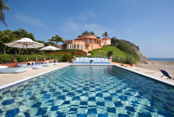 Beautiful Cuixmala Luxury Resort in Mexico