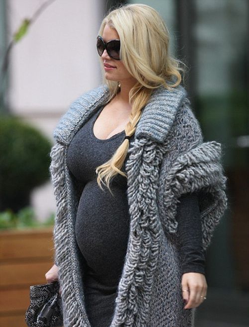 A Visual Timeline of Jessica Simpson’s Body 