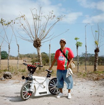 Priti Baiks - photo project for Panamanian bikers  