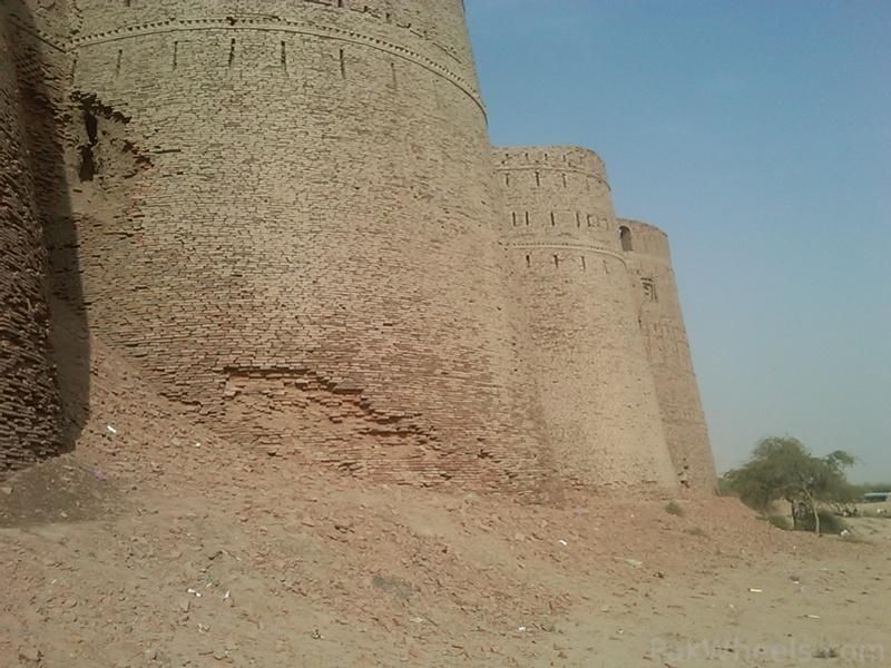 Fort Deravar in Pakistan