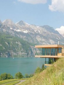 The Most Amazing Lake Houses