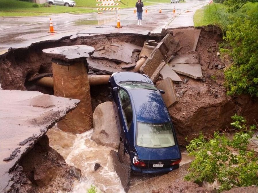 Heavy Rains Cause Flooding in Minnesota 