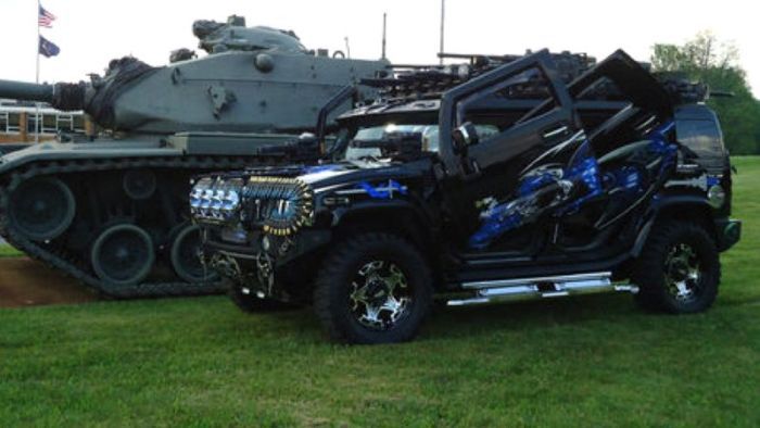Unique Hummer Is Fully Loaded, Literally 