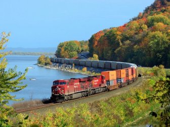 The Most Beautiful Pictures Of Canadian Railway