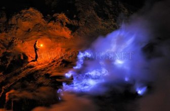 Kawah Ijen at Night