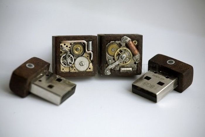 Cool Steampunk USB Cufflinks 
