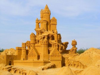 Awesome Sand Sculptures