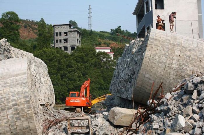 Chinese Construction Fails