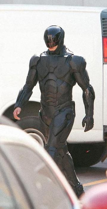 Behind the Scenes of the Upcoming RoboCop Remake 