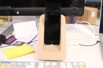 DIY iPhone 5 Dock