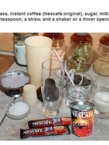 How to Make a Traditional Greek Frappe