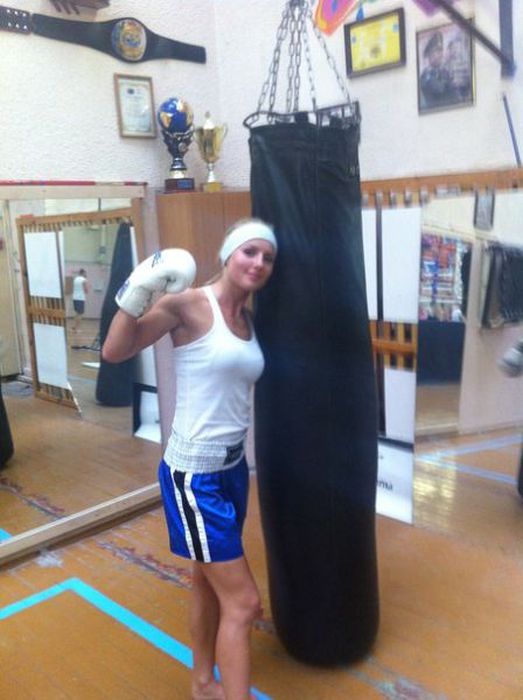 Catherine Vandareva is a Model Boxer