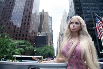 Real life human doll - Valeria Lukyanova