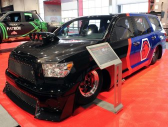 Toyota Sequoia - 650hp dragracer