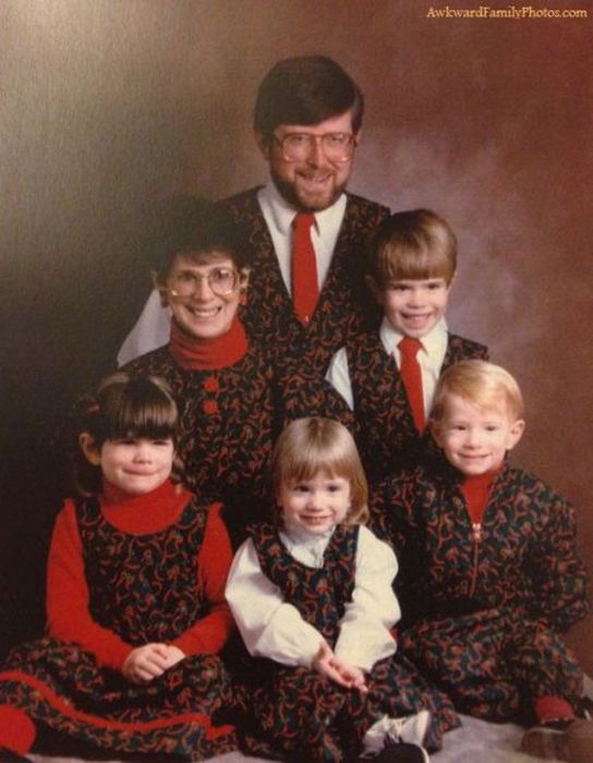 Awkward Family Photos, part 2