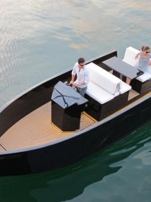 The Mini Yacht De Antonio D23