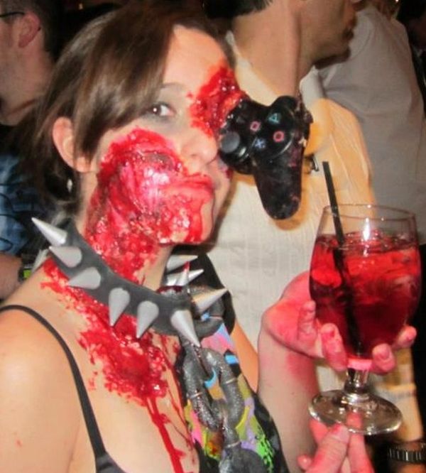 Zombie Gamer Girl