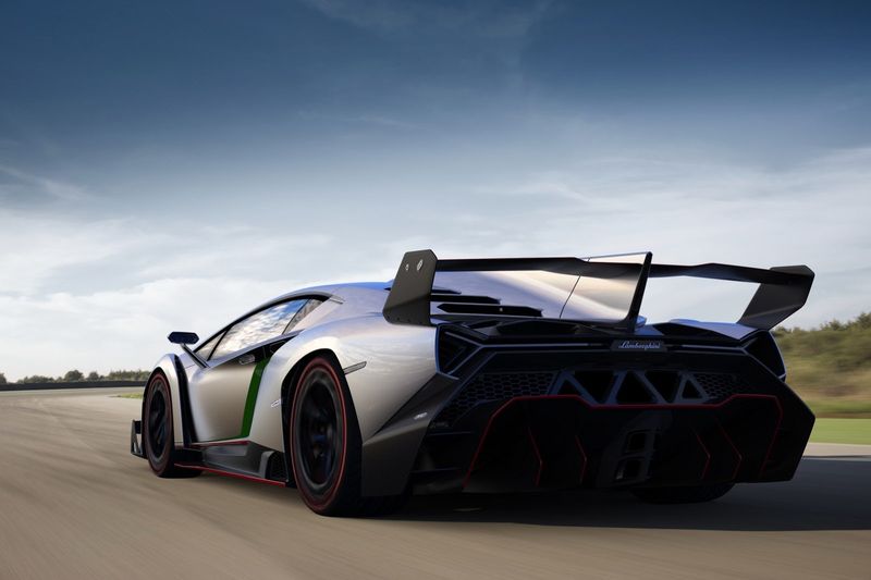  Lamborghini Veneno