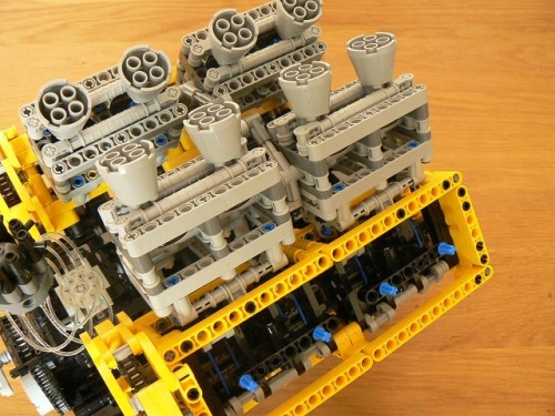 V8 Lego Engine