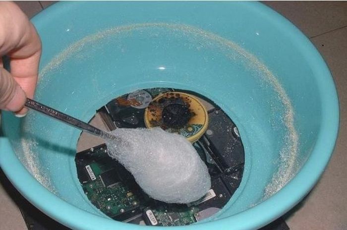 Cotton Candy Maker Out of an Old HDD