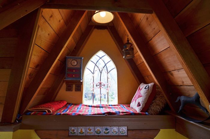 The Most Incredible Kids' Tree House Ever