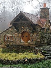 Hobbit House For Tolkien Fan