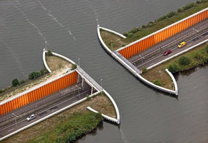 Aqueduct Veluwemeer